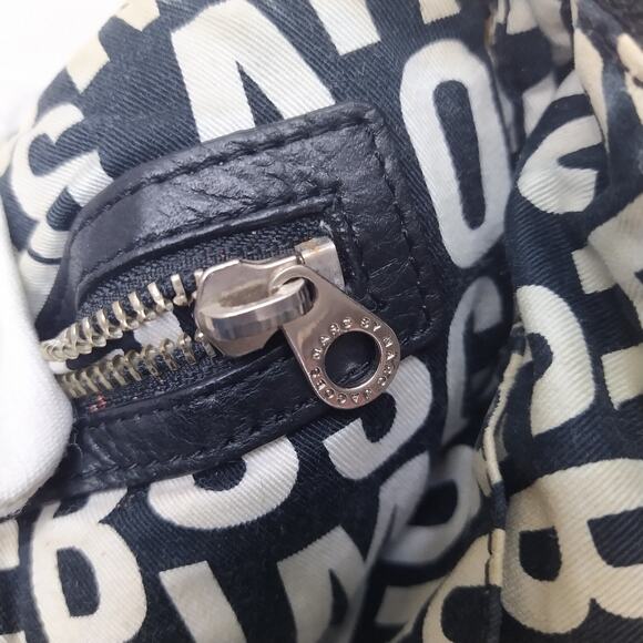 Marc By Marc Jacobs Black Leather Turnlock Pockets Zipper Closure Shoulder Bag - Picture 12 of 16